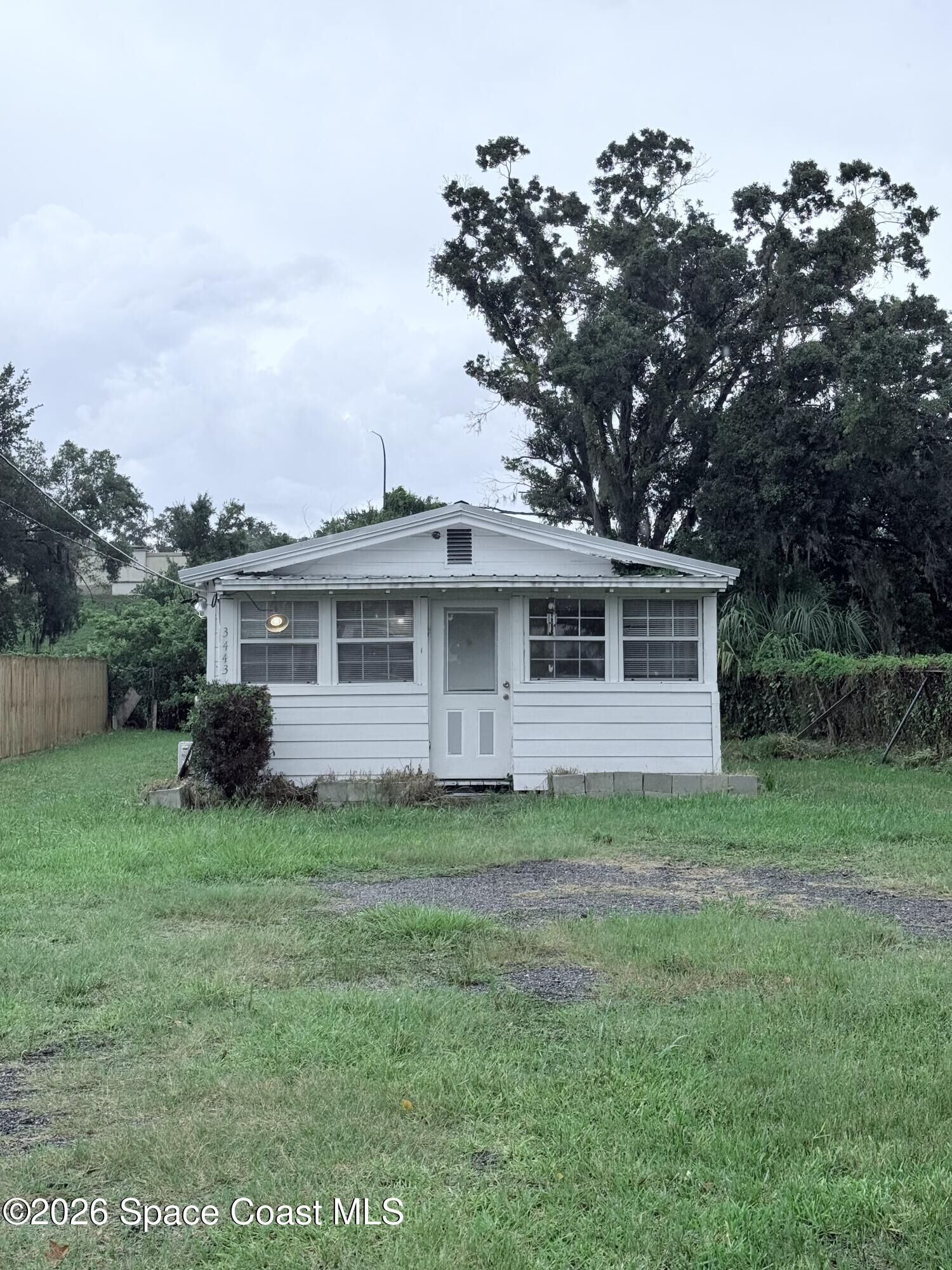 Property Photo: 3443 W Jefferson Street FL 32805