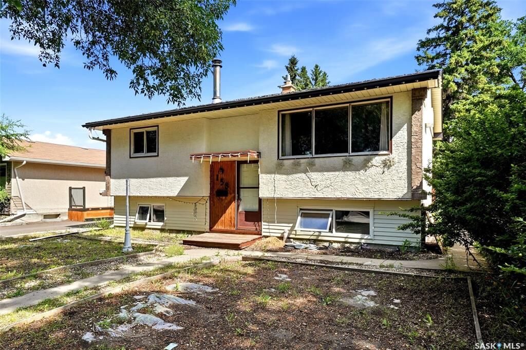 Property Photo:  158 Read Avenue  SK S4T 6P9 