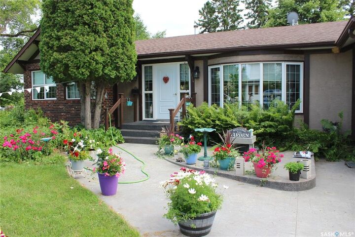 Property Photo: 114 Crescent Lake Road SK S0A 3R0
