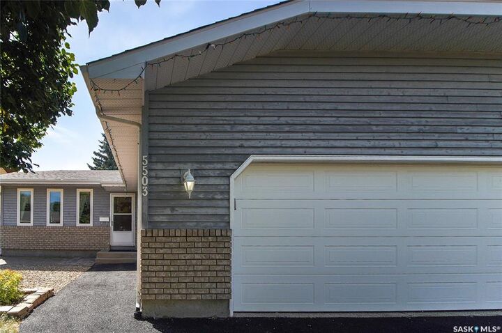 Property Photo: 5503 Ballantine Court SK S4X 4K4