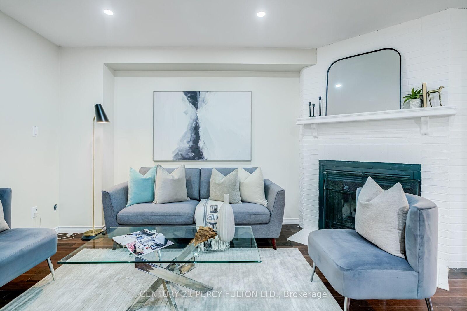Property Photo:  696 Lamour Road  ON L1V 6N9 