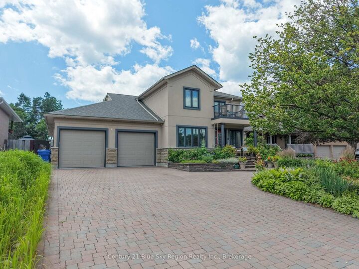 Property Photo: 6 Melissa Crescent ON P1C 1M7