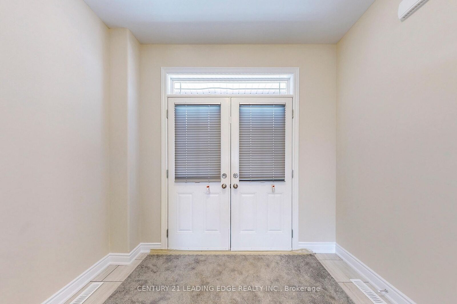 Property Photo:  3151 Monarch Drive  ON L3V 7X1 