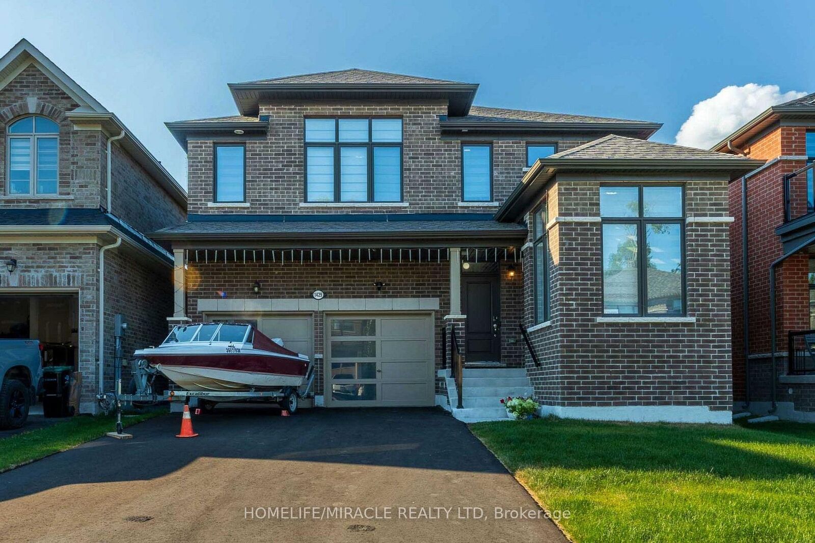 Property Photo: 1429 Davis Loop ON L0L 1W0