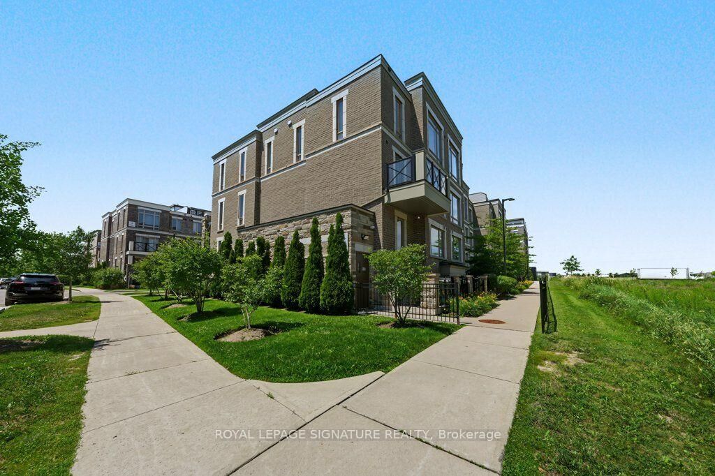 Property Photo:  1 Gable Hurst Way 2613  ON L6B 1N5 