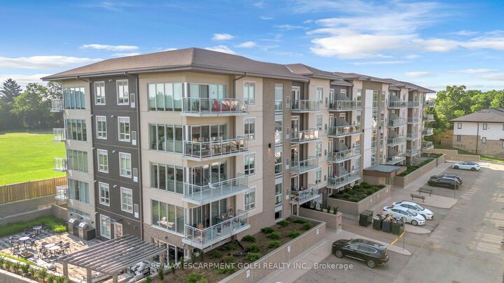 Property Photo: 16 Markle Crescent 208 ON L9G 0H4
