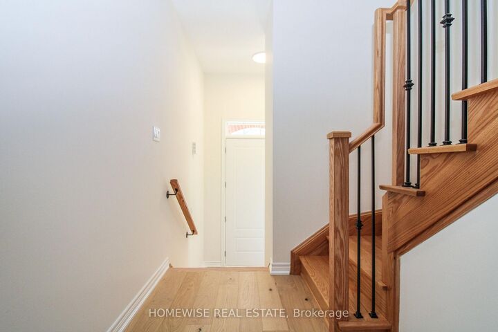 Property Photo: 514 Clayton Avenue ON K9K 0H5