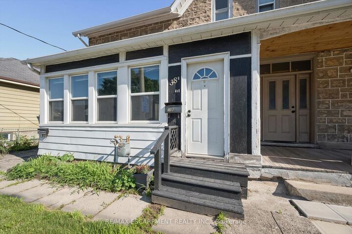 Property Photo:  38B Concession Street  ON N1R 2G9 