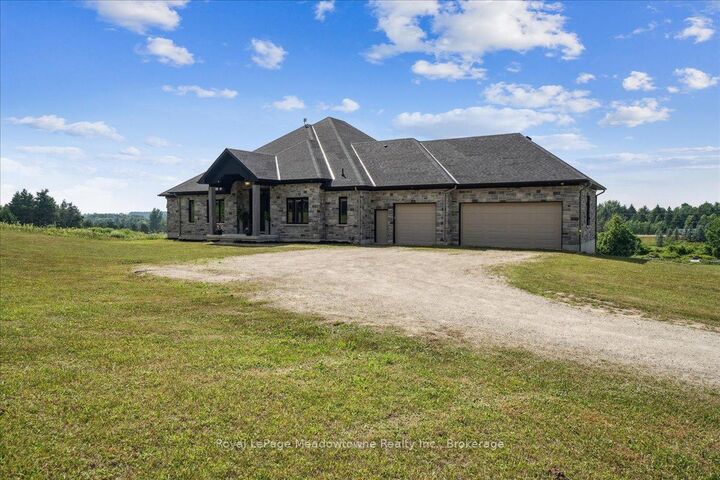 Property Photo: 8837 Wellington Road 124 N/A ON N1H 6H7