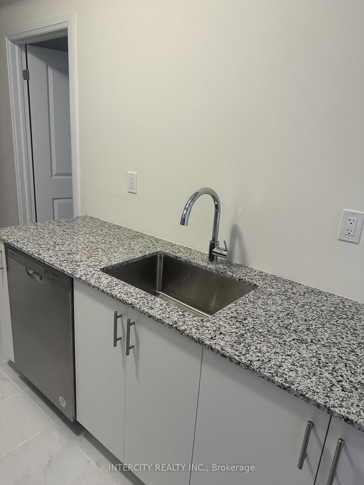 Property Photo: 245 McLevin Avenue 13 ON M1B 0E8