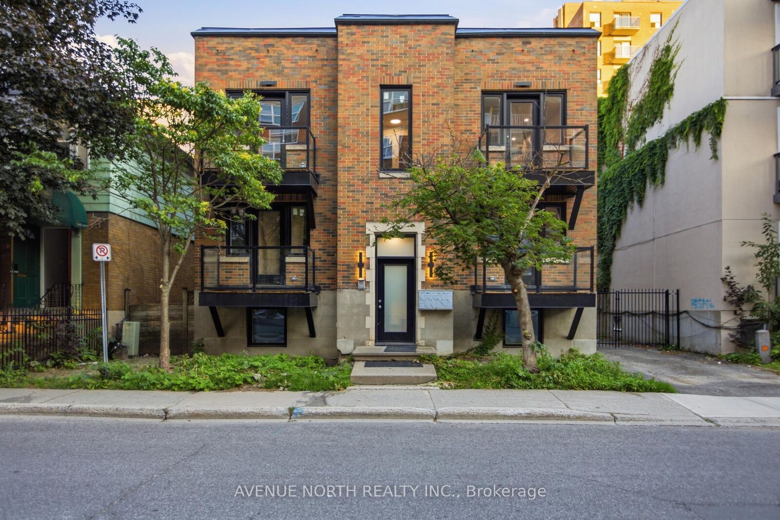 Property Photo:  180 Clarence Street 6  ON K1N 5P8 