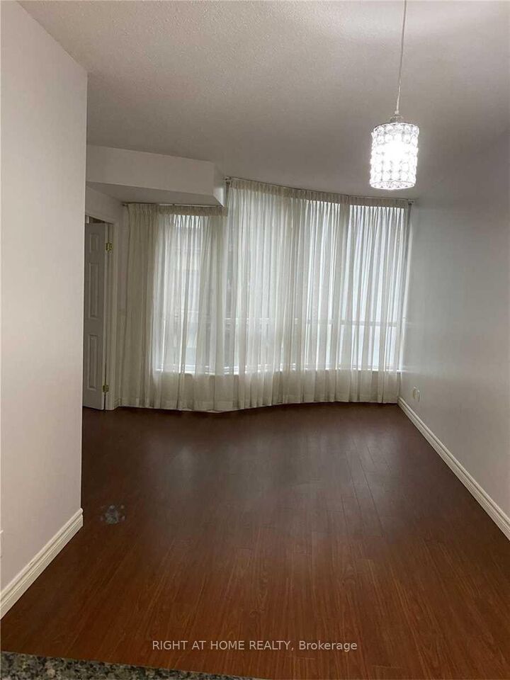 Property Photo:  55 Bloor Street E 709  ON M4W 3W6 
