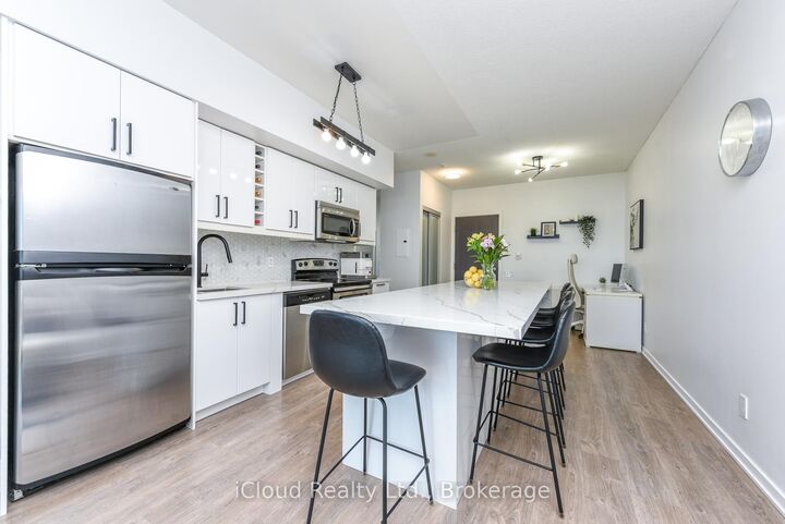 103 The Queensway N/A 1303 — photo 1