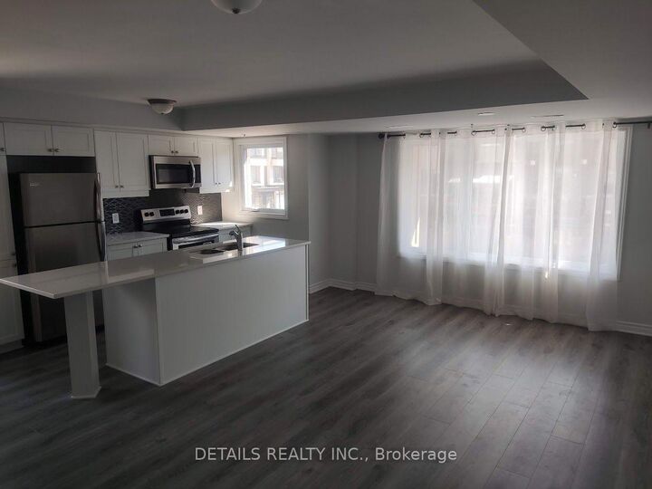 Property Photo:  800 Kiniw Private  ON K1K 5A3 