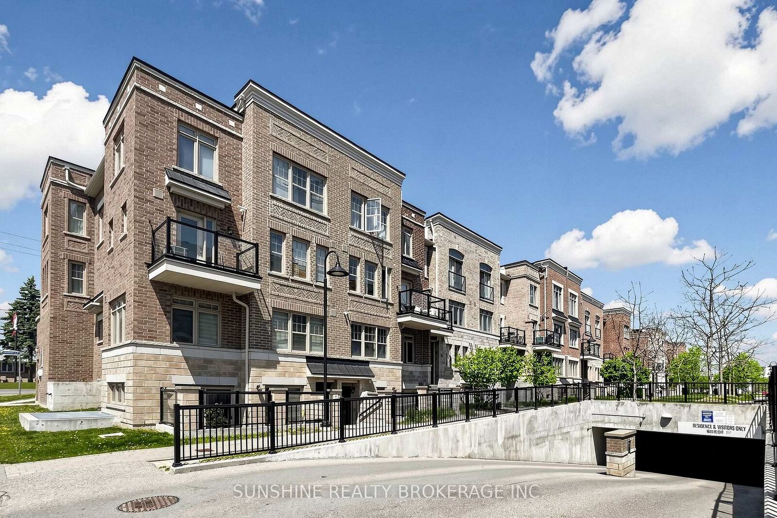 Property Photo: 2335 Sheppard Avenue W 7 ON M9M 0B5