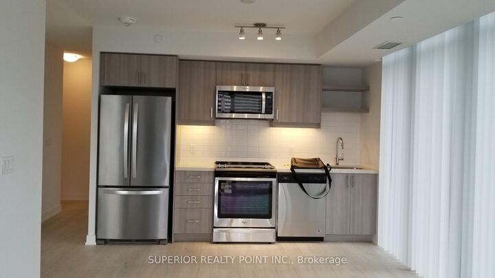 Property Photo: 50 Wellesley Street E 2102 ON M4Y 1G2