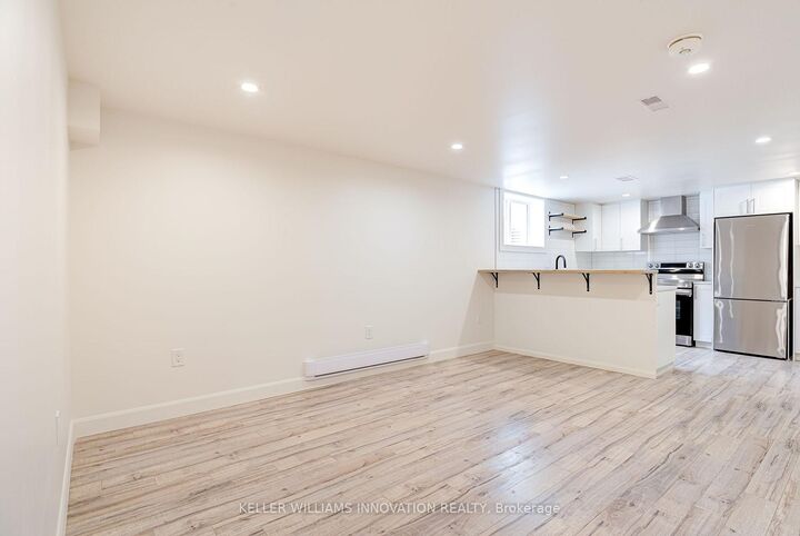 Property Photo:  81 Culver Crescent B  ON N5V 3G3 