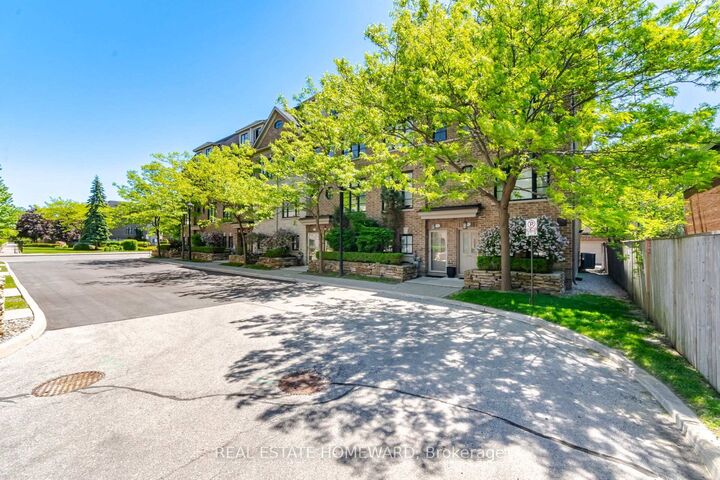 Property Photo: 62 Cormier Heights ON M8Z 0B5