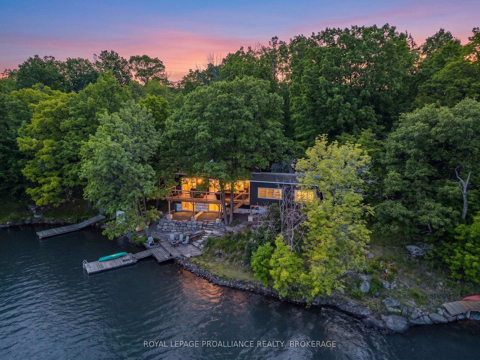 Property Photo:  402 Troy Lake Road  ON K0G 1E0 
