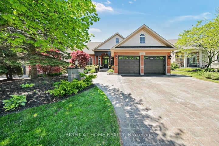 Property Photo:  126 Moore Crescent  ON L9G 4Z8 