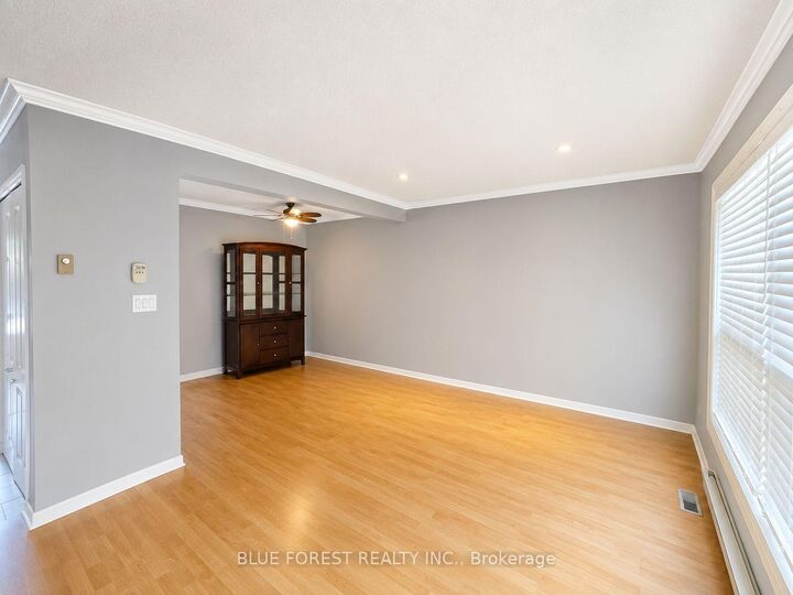 Property Photo:  757 Wharncliffe Road S 5  ON N6J 2N7 