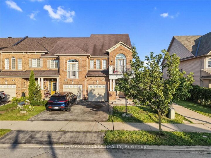 Property Photo: 205 Nisbet Boulevard ON L0R 2H9