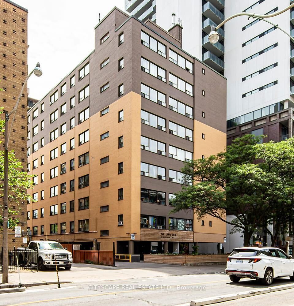Property Photo:  85 Wellesley Street E 209  ON M4Y 1H8 