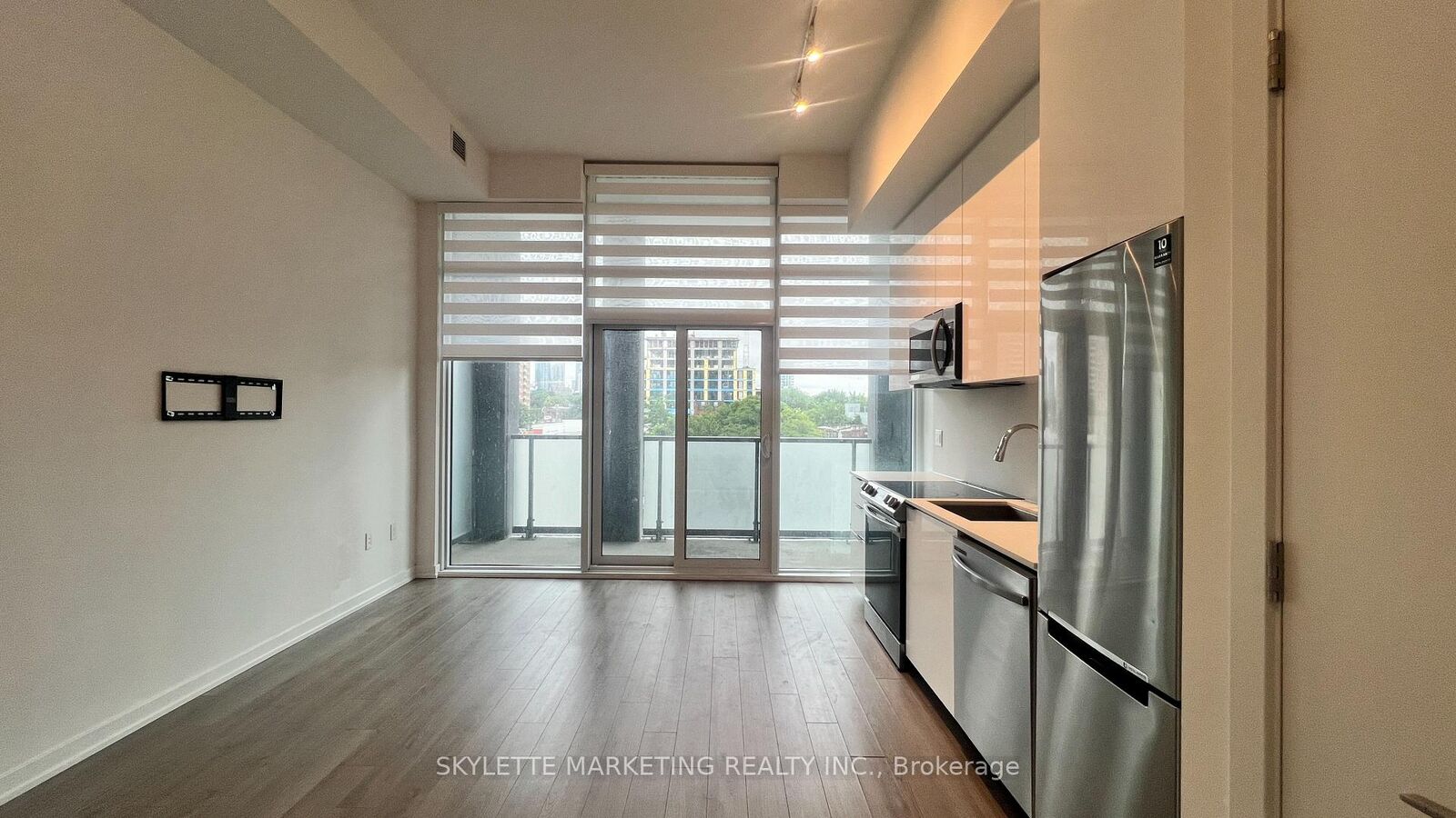 Property Photo: 50 Power Street 425 ON M5A 0V3