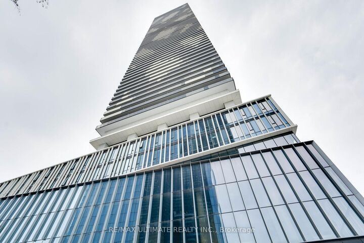 Property Photo: 138 Downes Street 5908 ON M5E 0E4