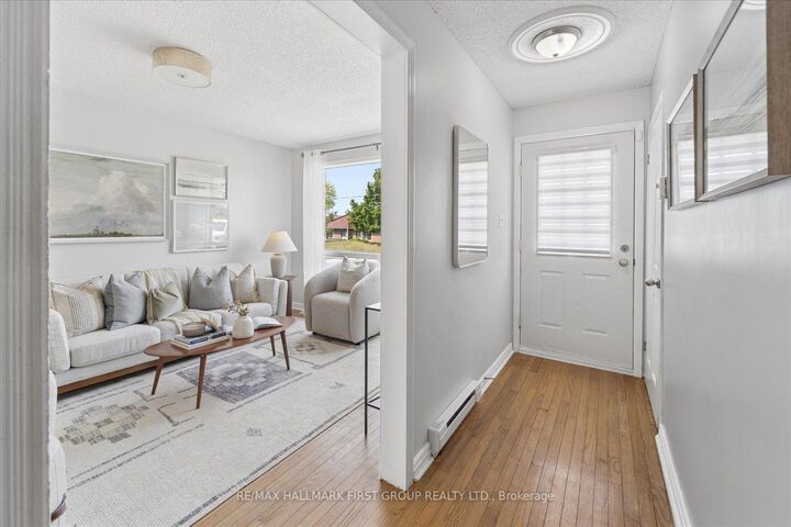 Property Photo: 231 Mary Street W ON K9V 5K6