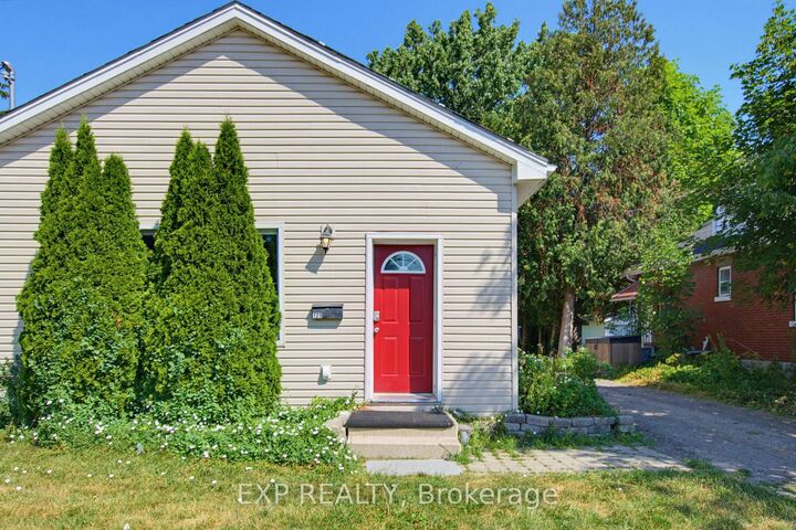 Property Photo:  121 Mount Pleasant Avenue  ON N6H 1E1 