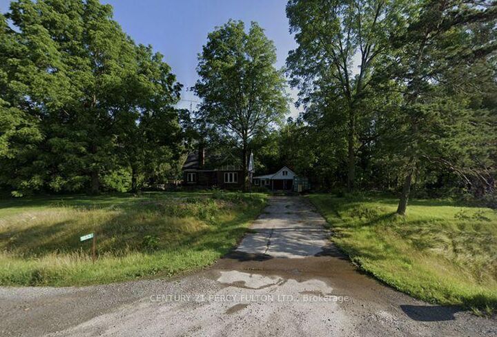 1853 Governors Road — photo 1