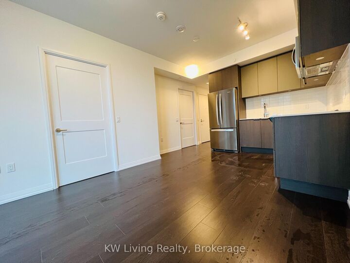 Property Photo: 50 Dunfield Avenue 2716 ON M4S 0E4