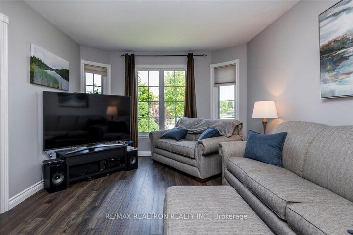 Property Photo: 34 O'Shaughnessy Crescent ON L4N 7L8