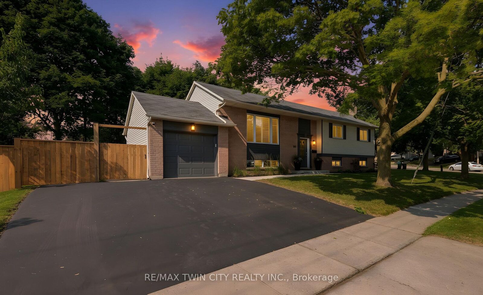 Property Photo:  383 Grand Ridge Drive  ON N1S 4A8 