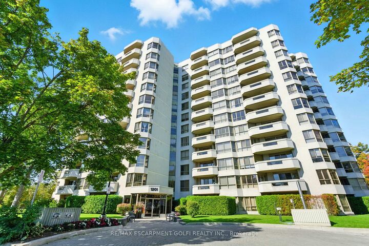1201 North Shore Boulevard E 208 — photo 1