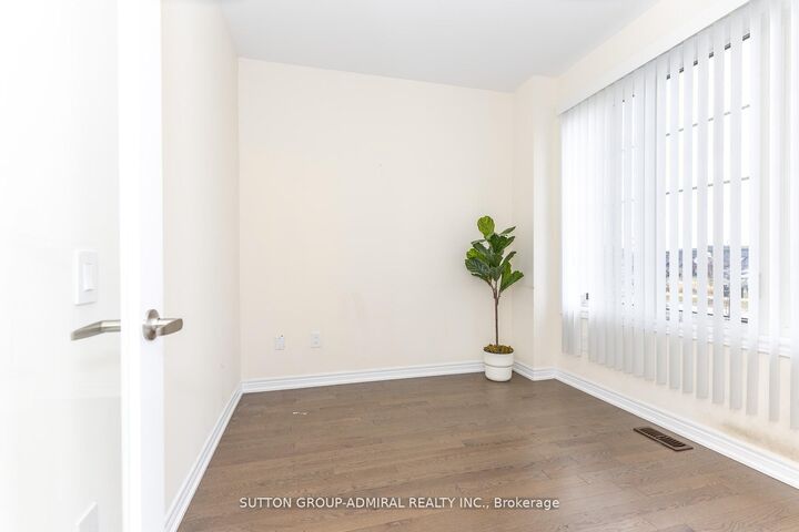 Property Photo: 30 Albert Spencer Avenue ON L7C 4G4