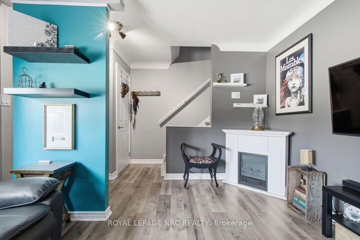 Property Photo: 71 Wildwood Road ON L2M 1E1