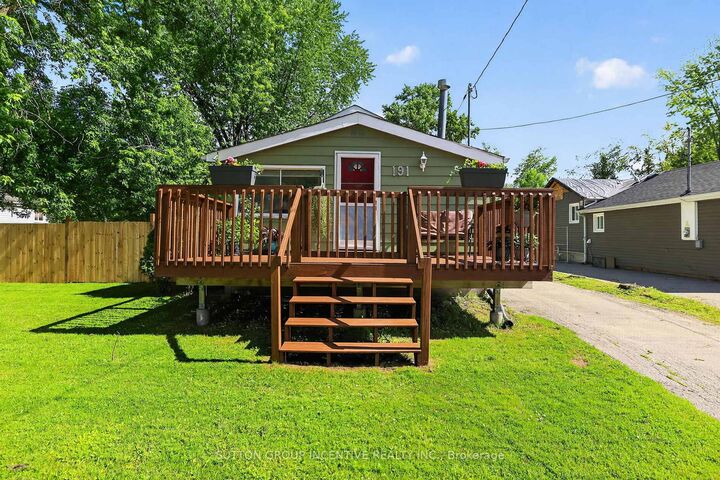 Property Photo:  191 Ways Bay Drive  ON L4P 2M6 