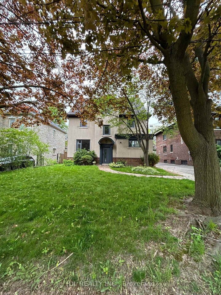 Property Photo:  19 Glengrove Ave Avenue Bsmt  ON M4N 1E6 