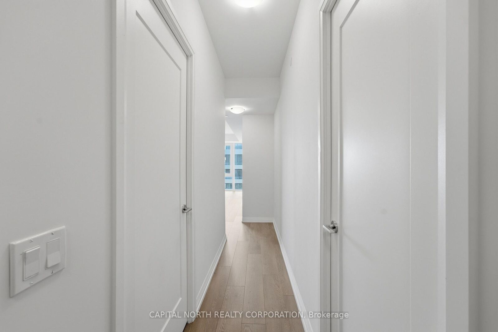 Property Photo: 27 Korda Gate 501 ON L4K 0P6