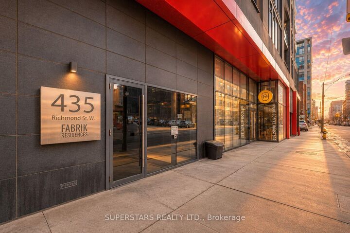 Property Photo: 435 Richmond Street W 311 ON M5V 0N3