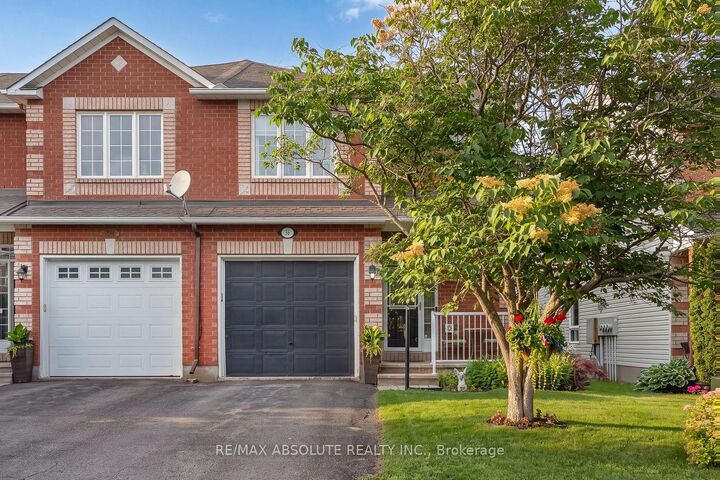 36 Chantilly Gate — photo 1