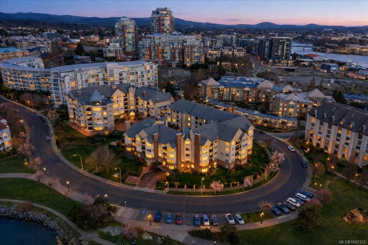 Property Photo:  50 Songhees Rd #216  BC V9A 7J4 