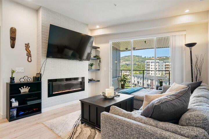 Property Photo: 947 Whirlaway Cres #504 BC V9B 6Z9