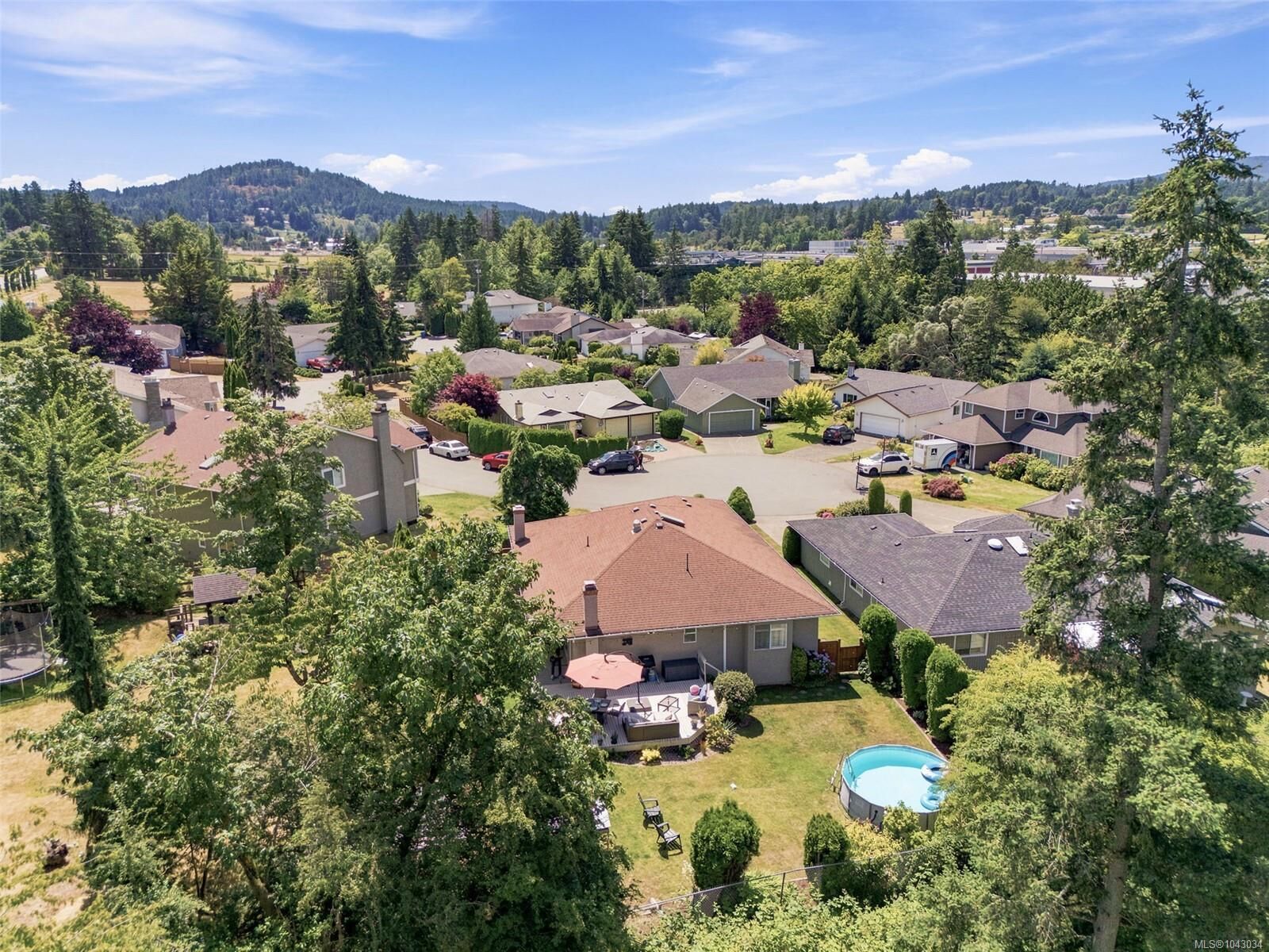 Property Photo: 6766 Central Saanich Rd #8 BC V8Z 7E1