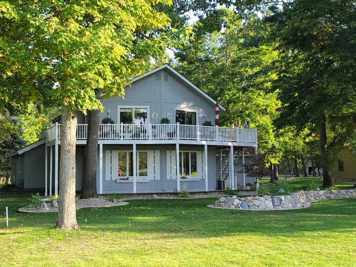 Property Photo:  1840 Mission Hills Lane  MI 49735 