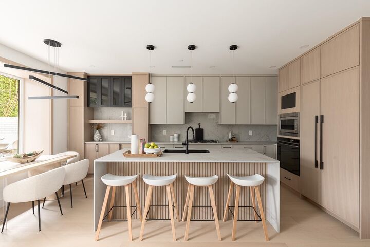 Property Photo: 475 W 20th Avenue 2 BC V5Y 2C7