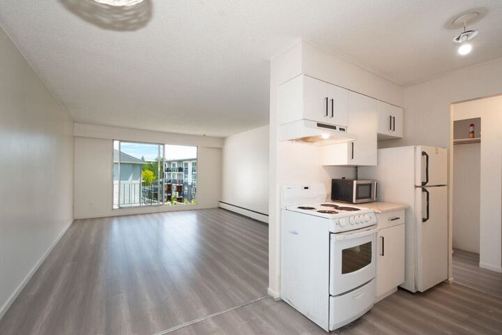 Property Photo:  11672 224 Street 7  BC V2X 5Z9 