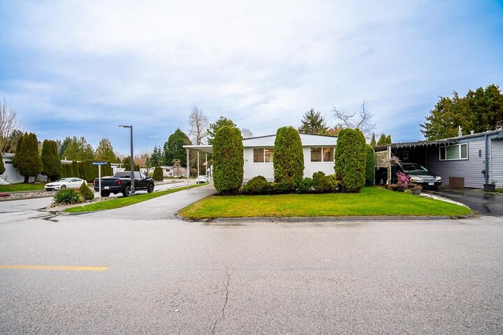 Property Photo: 1840 160 Street 15 BC V4A 4X4